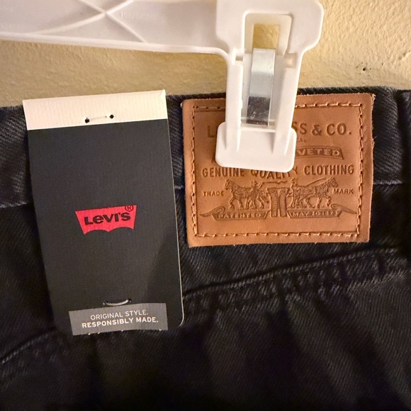 Levi's Black Denim Flounce Mini Skirt - Picture 4 of 4
